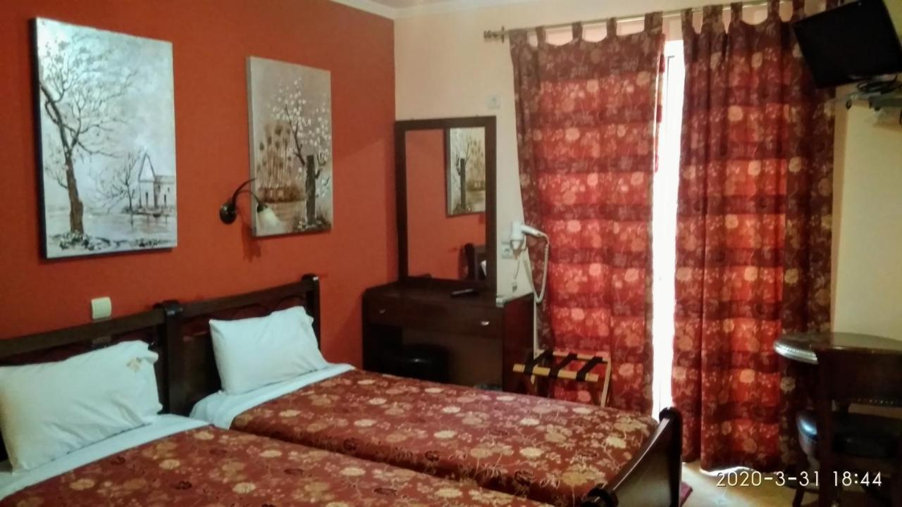 Palatino Hotel Loutra Edipsou  Eksteriør billede
